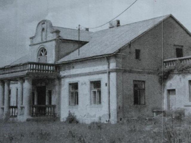 Okazja: Historyczny Dworek 179m² na działce 0,8 ha w Sercu P