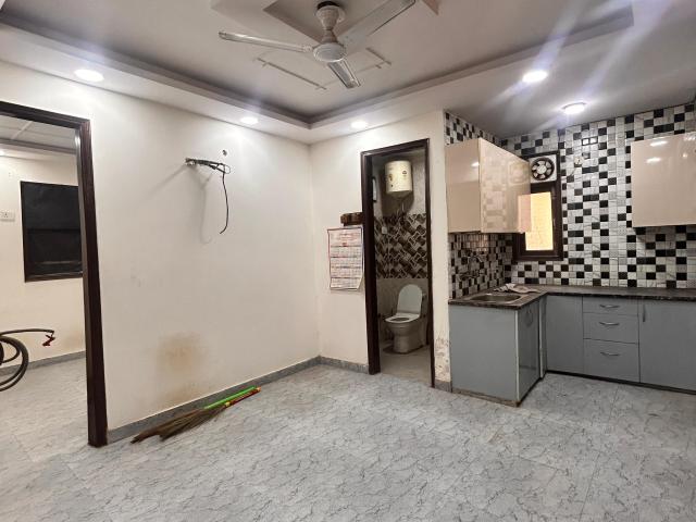 Okhla Industrial Area, South Delhi 1.5 Bedroom 69 Sq. Yd. Builder Floor in Okhla Industrial Area Delhi Listing ID: #9824
