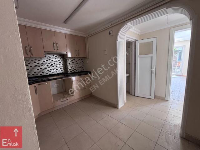 Okul, Market Ve Ulaşıma Yürüme Mesafesinde 3+1 Kiralık Daire