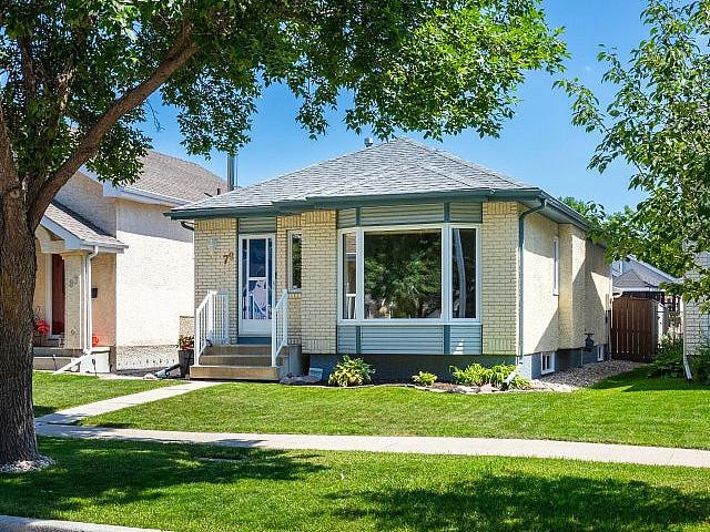 Oh! Meticulously Maintained 3bdrm 1000sqft Bungalow In Riverbend