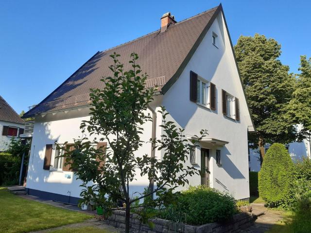 ohne Makler freistehendes Einfamilienhaus in guter Lage von München im Sendling Westpark