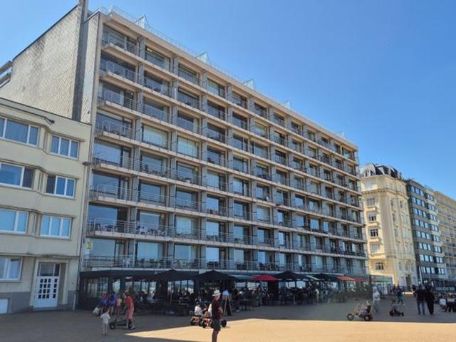 Oostende: vakantie appartement 40m2 met frontaal zeezicht