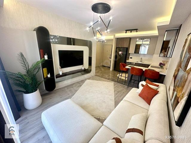 ÇÖL EMLAK'TAN 724 GÜVENLİKLİ SOSYAL DONATILI KAPALI OTOPARKLI FULL EŞYALI MEGA LÜX SIFIR DAİRE