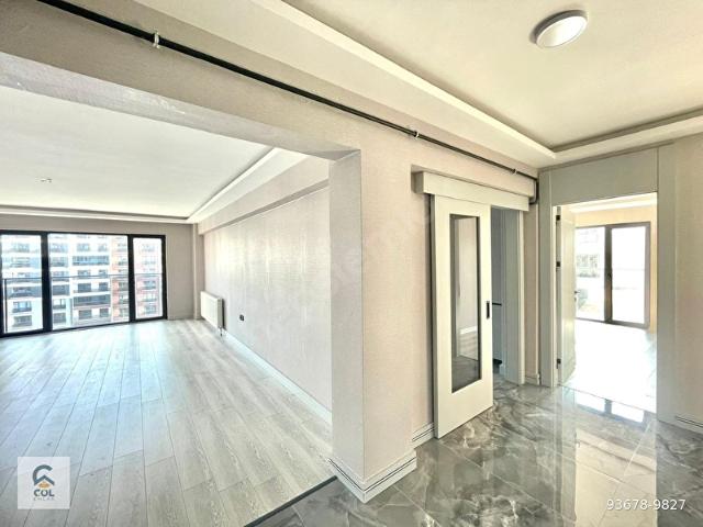 ÇÖL EMLAK'TAN BULVAR ÜZERİNDE TERAS BALKON GENİŞ MUTFAK EBEVEYN BANYO GİYİNME ODALI ULTRA LÜX