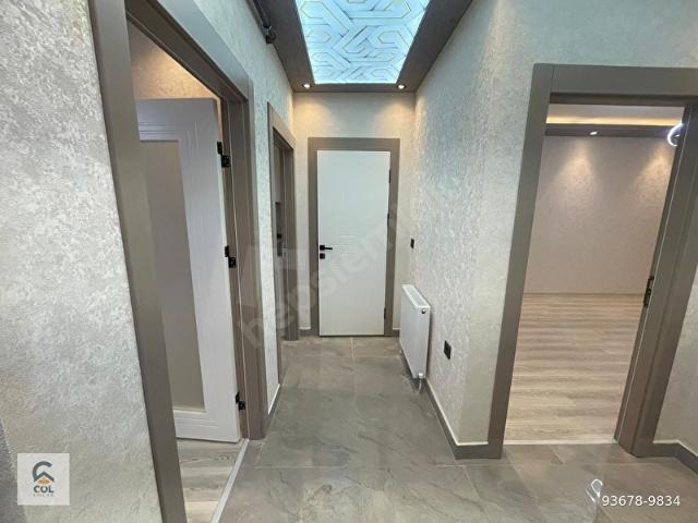 ÇÖL EMLAK'TAN ŞEHİR HASTANESİ YAKINI ANA CADDE'DE GENİŞ FERAH KULLANIŞLI ARA KAT SIFIR DAİRE İMKANI