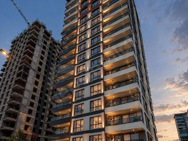 ÇÖL EMLAK'TAN OVACIK'TA BULVARA PARALEL 3 CEPHELİ MERKEZİ LOKASYONDA ULTRA LÜKS YAPIDA SIFIR DAİRE