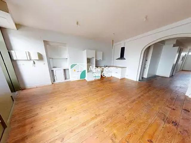 Oloron Sainte Marie 64400 Achat / Vente appartement 2 pièces t2 cave