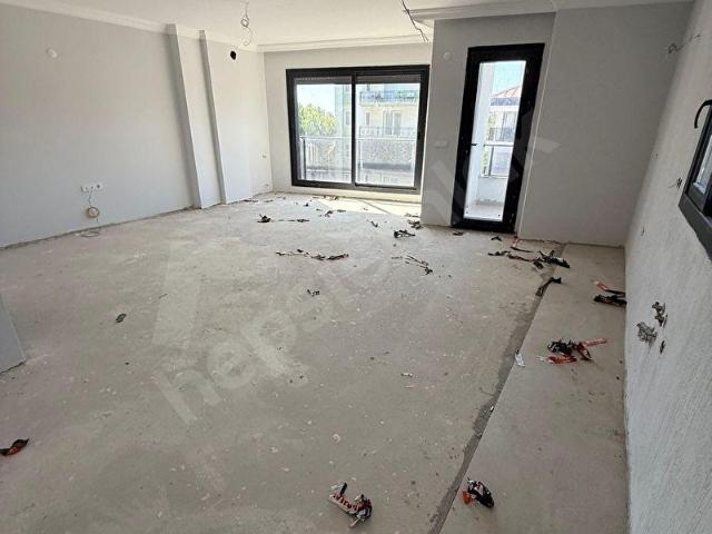 OLCAYTO'DAN GÜMÜLDÜRDE,ASANSÖRLÜ,MANZARALI GENİŞ 3+1 DAİRE
