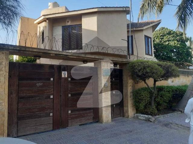 Old 500 Square Yard Bungalow Available For Sale