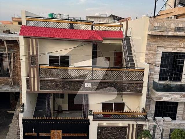 Old 5 Marla House for sale