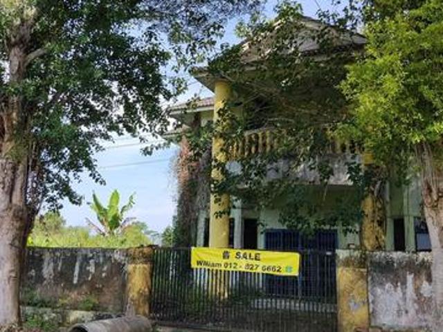 Old Corner Bungalow with big land for sale