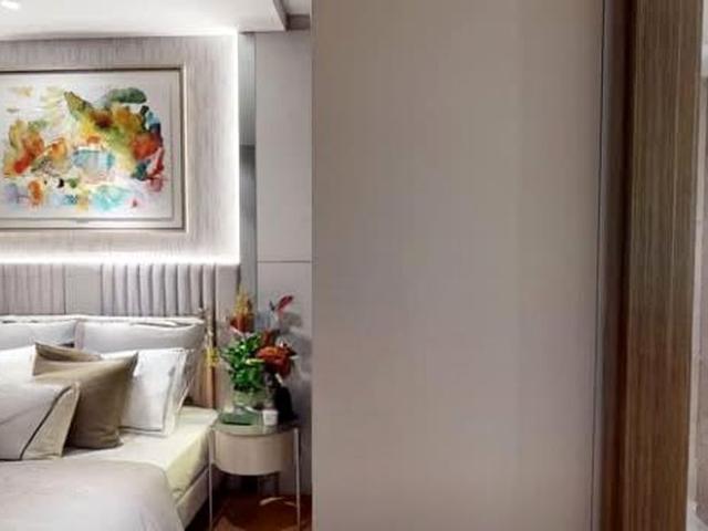 Old Airport Road D14, Condominium