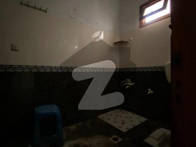 Old Demolished House available for sale North Nazimabad Block B