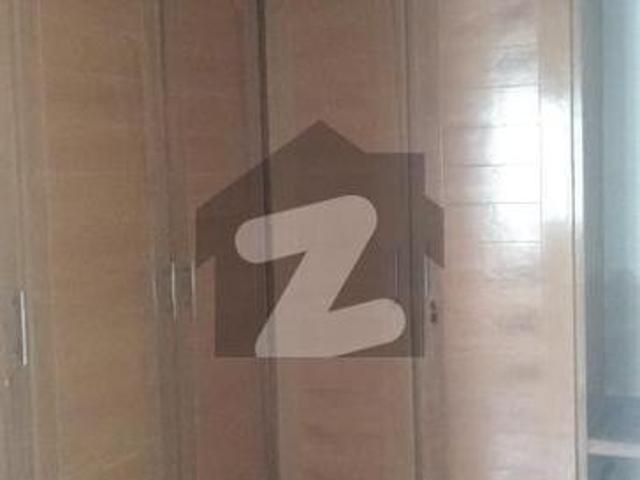Old House Available For Rent DHA Phase 8