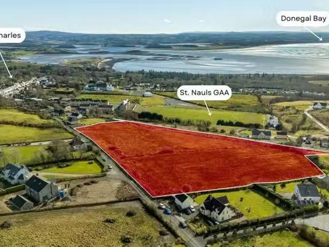 Old Road, Mountcharles, Co. Donegal is for sale