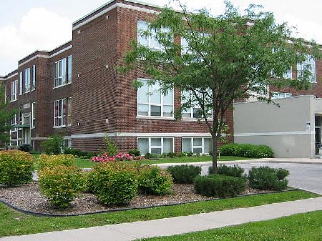 Olde Riverside Top Floor Condo