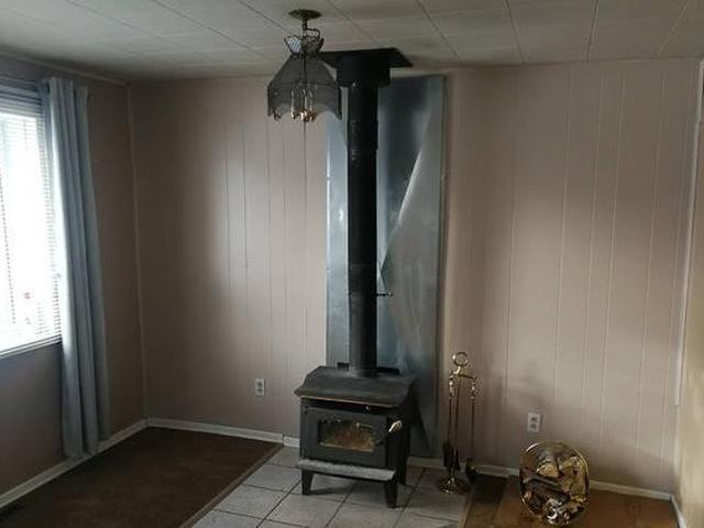 Older Twobdrm Home in Sexsmith