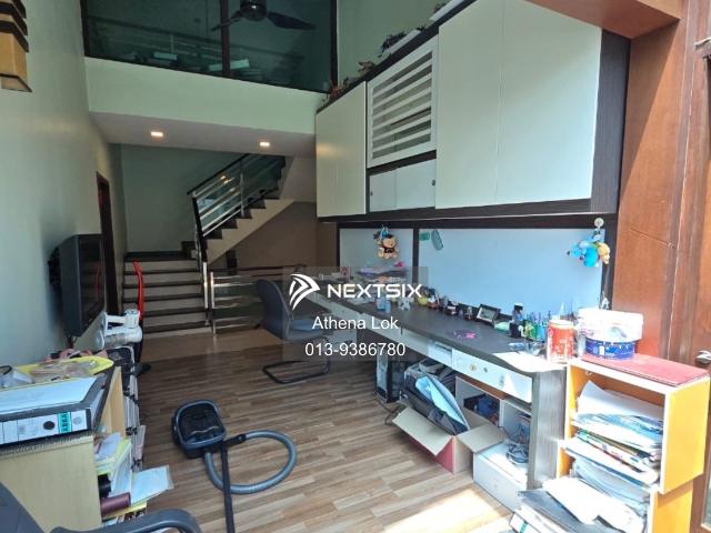 Oleander @ Kempas Utama | Double Storey Cluster House Corner Lot