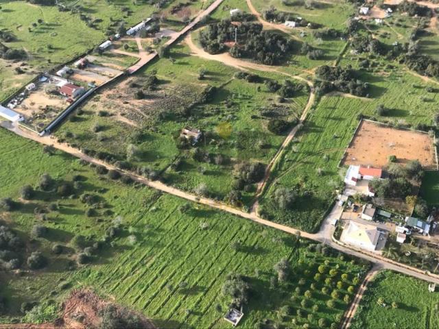 OLHÃO TERRENO PARA CONSTRUÇÂO 2 RUINAS