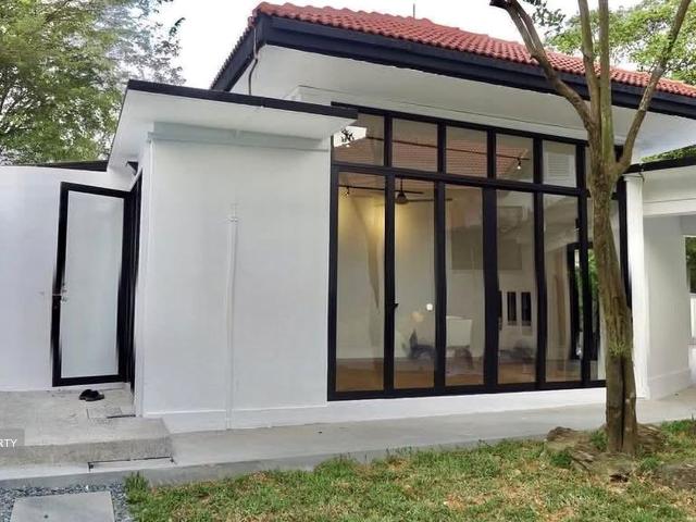 Olive Road D11, Detached