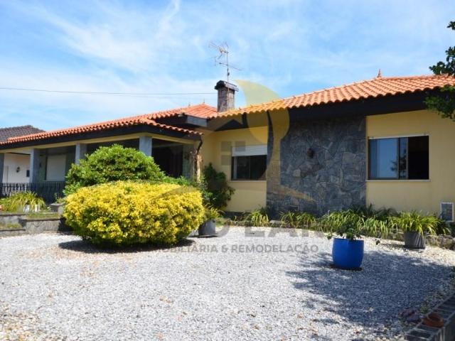 4 quarto, Oliveira de Azeméis Oliveira de Azeméis 103384639