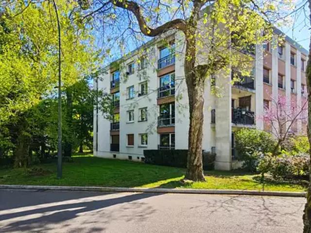 Olivet 45160 Achat / Vente appartement 1 pièce t1 piscine cave