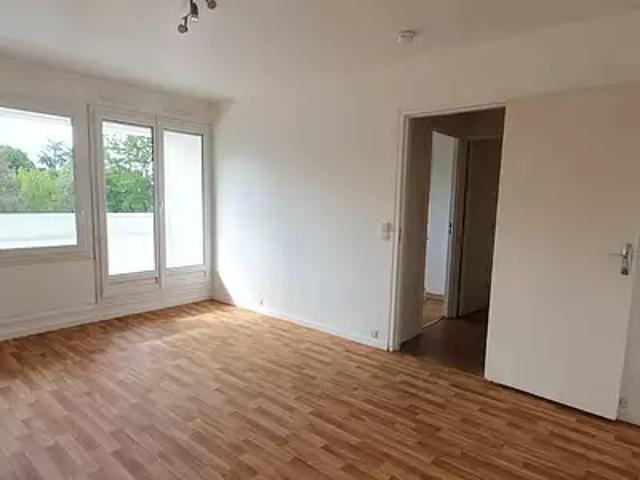 Olivet 45160 Location appartement 2 pièces t2 cave parking
