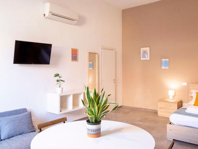 Olivia Mare, Pisa Amsterdam Apartments for Rent