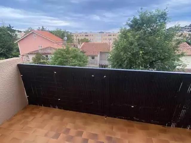 Ollioules 83190 Location appartement 3 pièces t3 terrasse