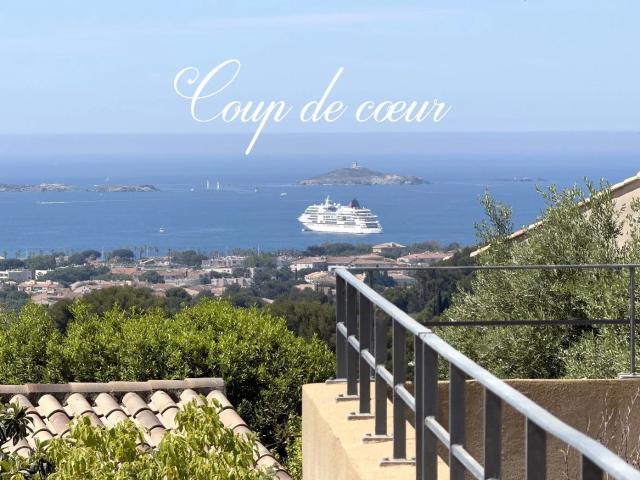 Ollioules, à la limite de Sanary sur Mer, villa d'architecte 3 c