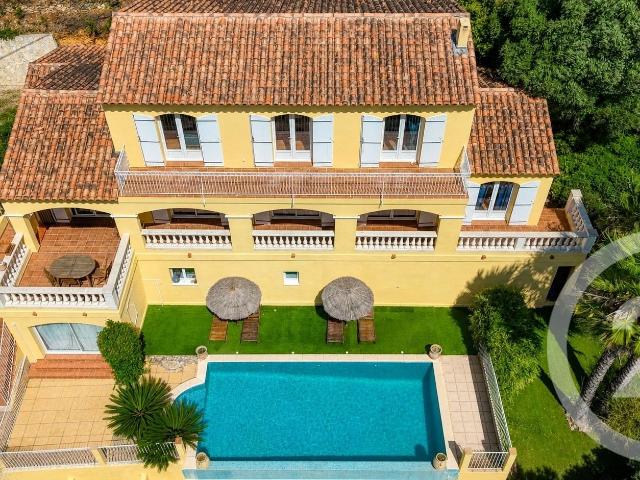 Ollioules La Courtine | Villa de 225 m² avec piscine, appart. 225m² Ollioules