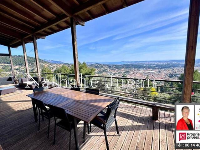 OLLIOULES Maison d'architecte 4 pièce s 145 m2 avec vue exceptionnelle
