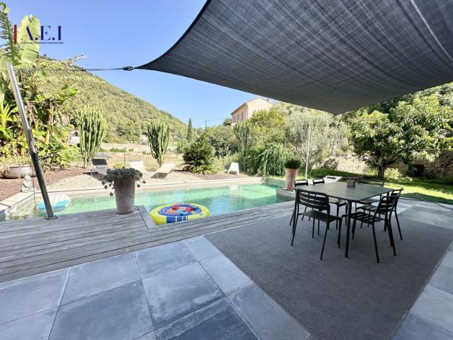Ollioules Maison T5 avec garage et piscine