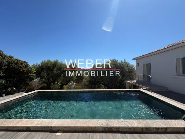 OLLIOULES MAISON VUE DEGAGEE + PISCINE