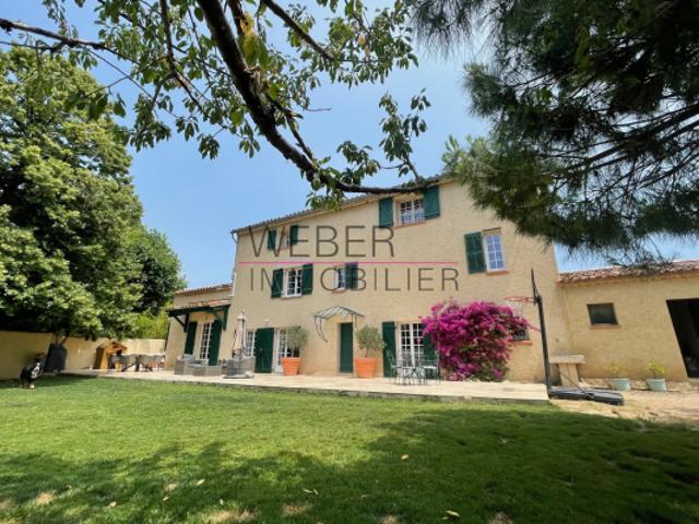 OLLIOULES PROCHE CENTRE VILLE BASTIDE ANCIENNE
