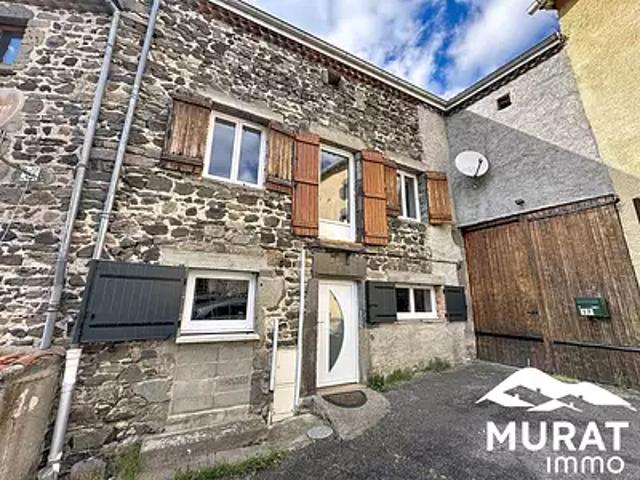 Olloix 63450 Achat / Vente maison 4 pièces t4 parking