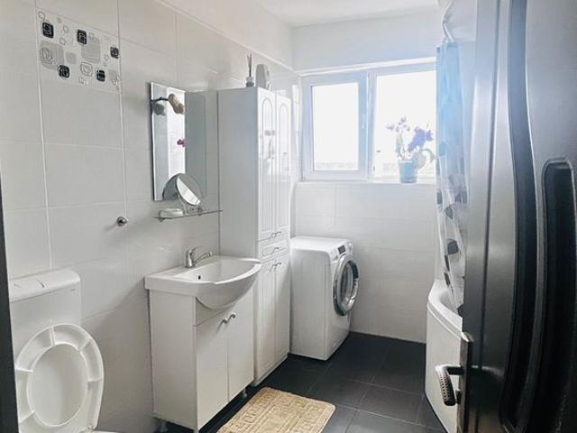 OLTENITEI 2 camere, mutare imediata, mobilat si utilat, loc de parcare