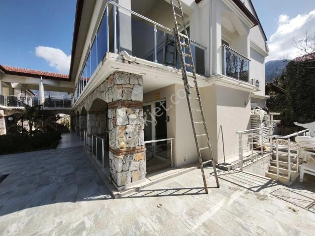 Ölüdeniz Hisarönü Merkezde Satılık Havuzlu Daire