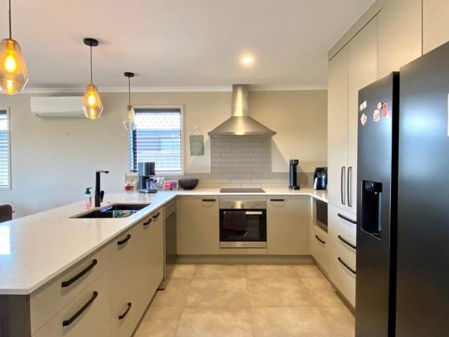 omokoroa, 3 bedrooms