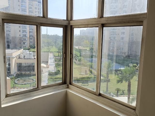 Omaxe Palm Greens 3 Bedroom 1700 Sq. Ft. Apartment in Mu Greater Noida Listing ID: #10209