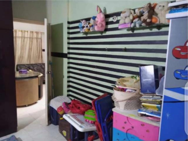 Omega heights. Karachi Gulistan e Jauhar Block 14 ID 58724