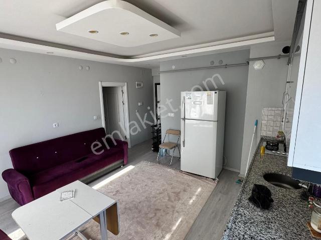Ömer Mavi Ortaokuluna Yakın 1+1 Eşyalı Kiralık Daire