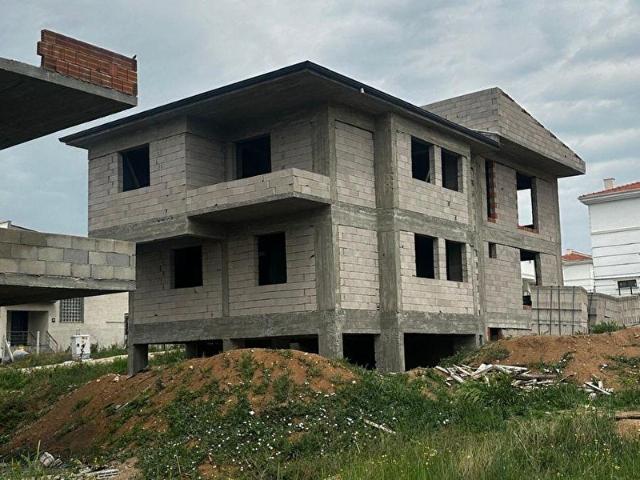 ÖMER OKHAN GAYRİMENKUL'DEN SATILIK VİLLA FIRSATI SADECE BİR HAFTALIĞINA SADECE 2.890.000 TL