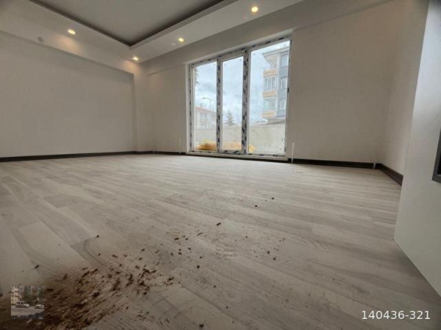 ÖMER EMLAK*MUTLU.MAH.2+1 SIFIR GENİŞ DAİRE*CADDE YAKIN MERKEZDE