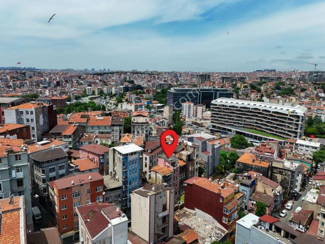 Ömer Hayyam Caddesi Üzeri Devir Ücretsiz 6daireli Satılık Bina