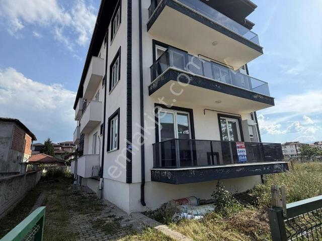 Ömer İnan Remax Hür Neviye Mah 2+1 Yatırımlık Daire