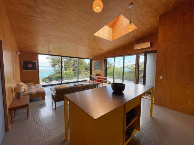 omiha, 2 bedrooms