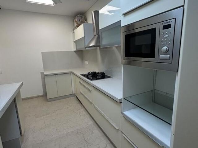 Omkar 1973 3 Bedroom 1980 Sq. Ft. Apartment in Worli Mumbai Listing ID: #10358