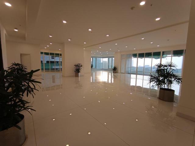 Omkar 1973 5 Bedroom 4500 Sq. Ft. Apartment in Worli Mumbai Listing ID: #10297