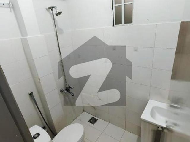 ON 60 Wide Excellent Location Flat For Rent Bukhari Commercial Area